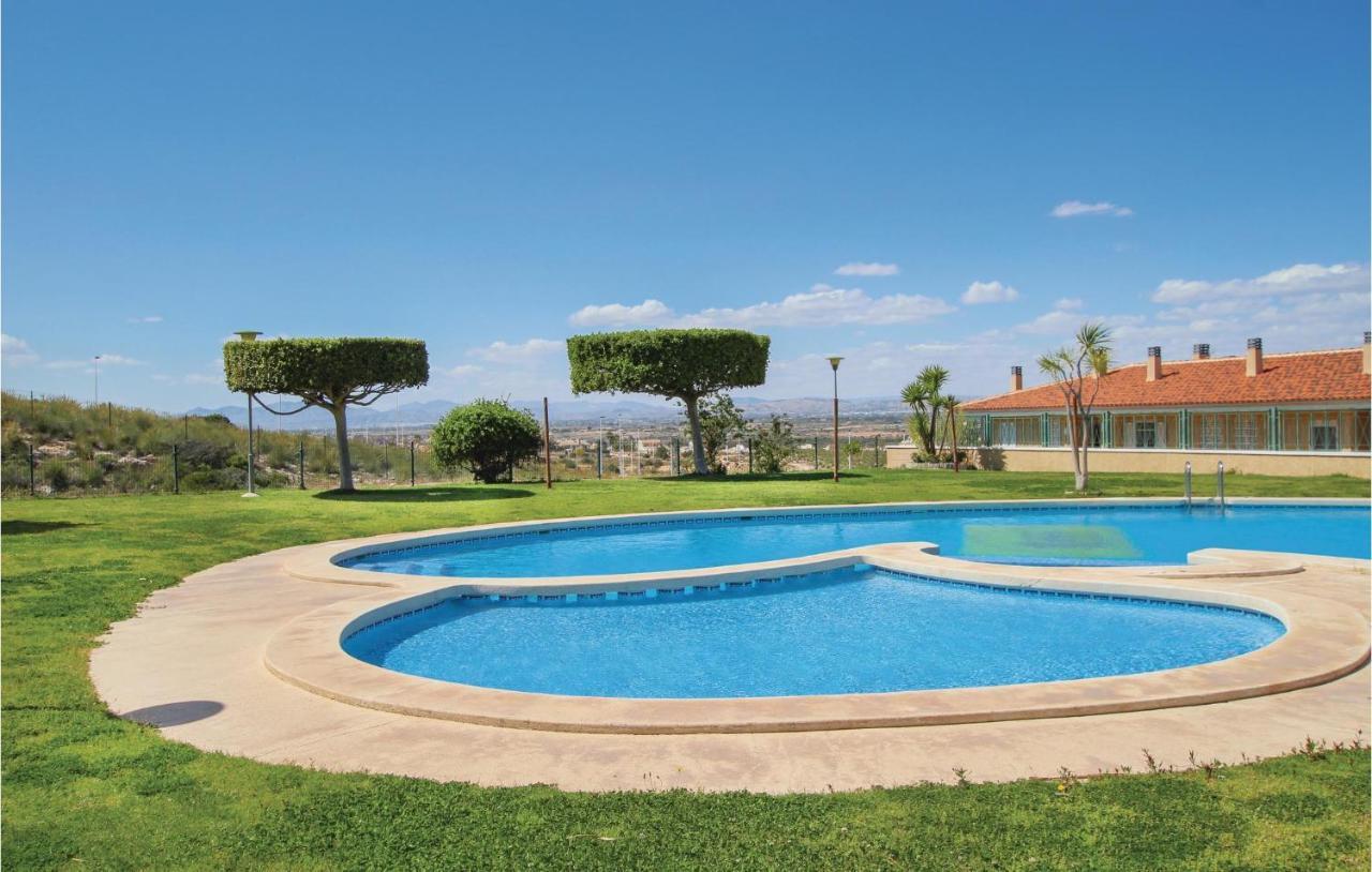 Nice Apartment In Santa Pola With Kitchenette Bagian luar foto